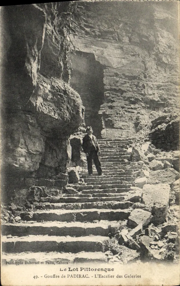 Das pittoreske Lot — Schlucht von Padirac — Die Treppe der Galerien — Phototypie Dubernet et Palla, Cahors, n°49 - Vorderseite