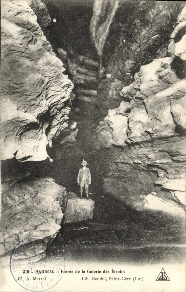 Eingang zur Galerie der Engpässe — Radirac, Saint-Céré (Lot) — Cl. A. Martel, n° 310 - Vorderseite