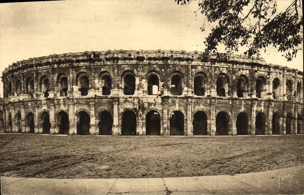 Die Arenen — Nîmes (Gard) — Yvon - Vorderseite