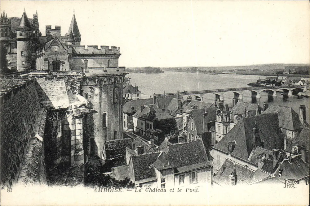 Amboise — O Castelo e o Ponte — J.N.D. Fot. - Frente