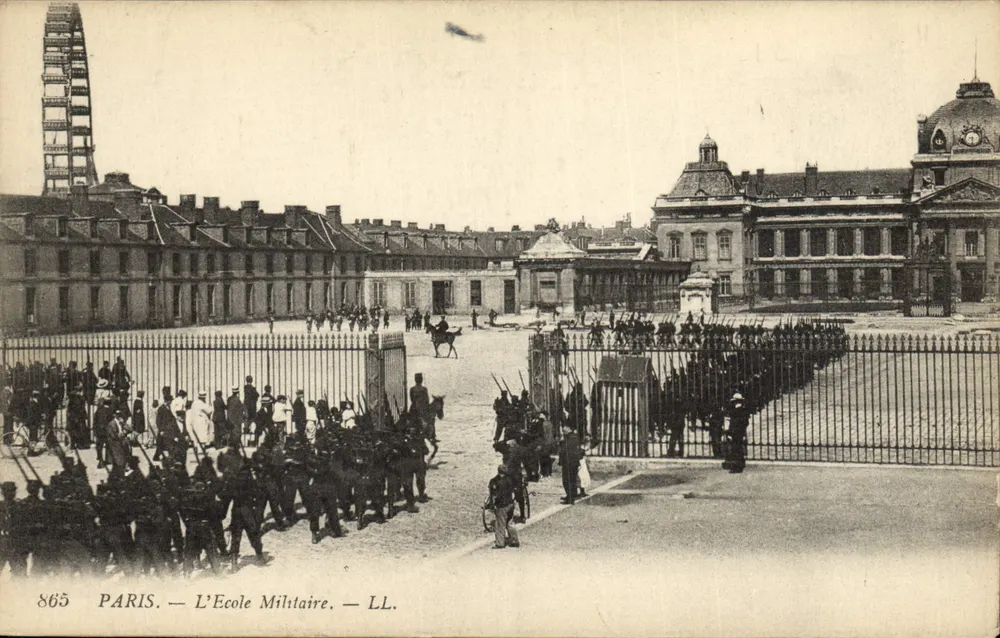 Paris — A Escola Militar — LL. — n° 865 - Frente