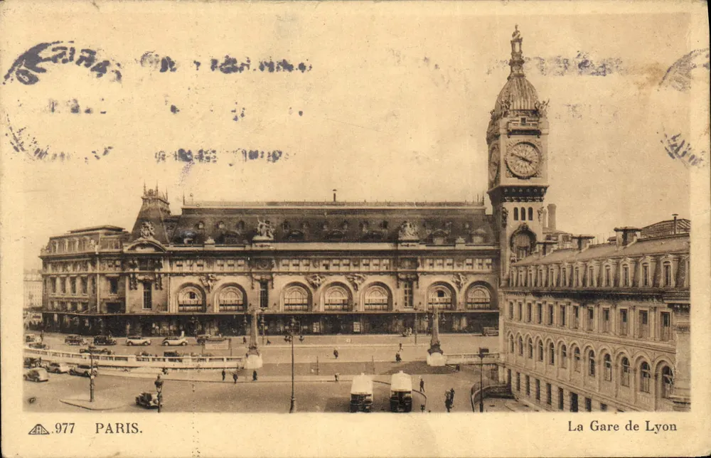 La Gare de Lyon — vue de l'édifice avec sa tour horloge — éditeur PARIS. n° 977 - Vorderseite