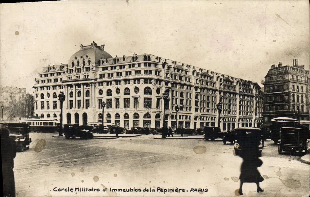 Militärring und Gebäude der Pépinière — Paris - Vorderseite