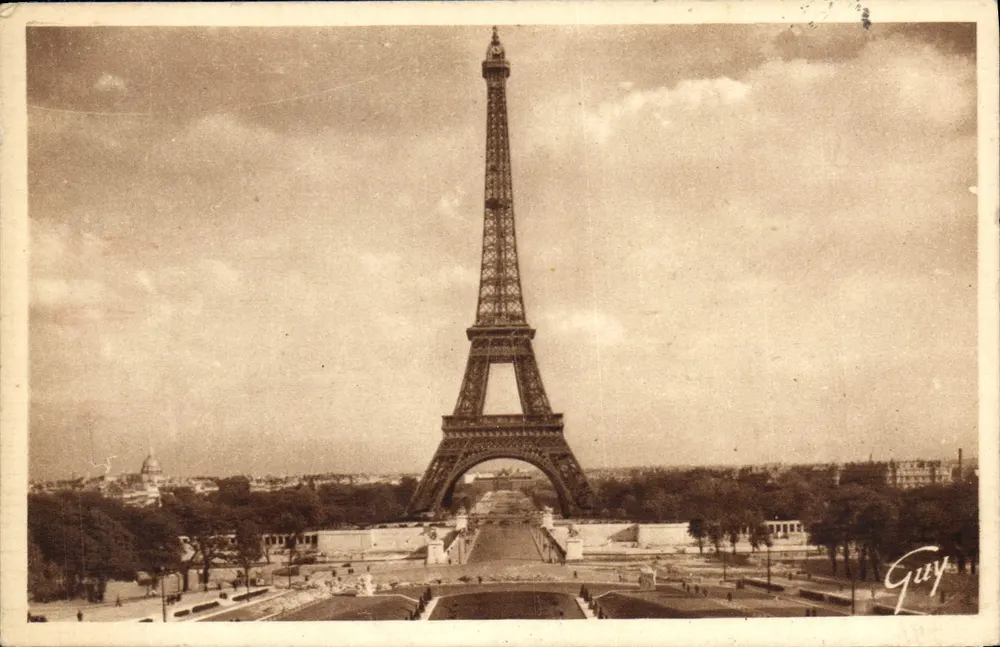 París / La Torre Eiffel — Editor Guy, n°102 - Anverso