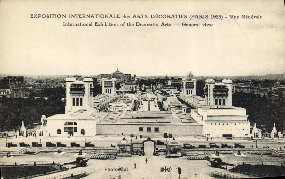 Internationale Ausstellung der Dekorativen Künste (Paris 1925) — Allgemeiner Blick — Photo Rol - Vorderseite