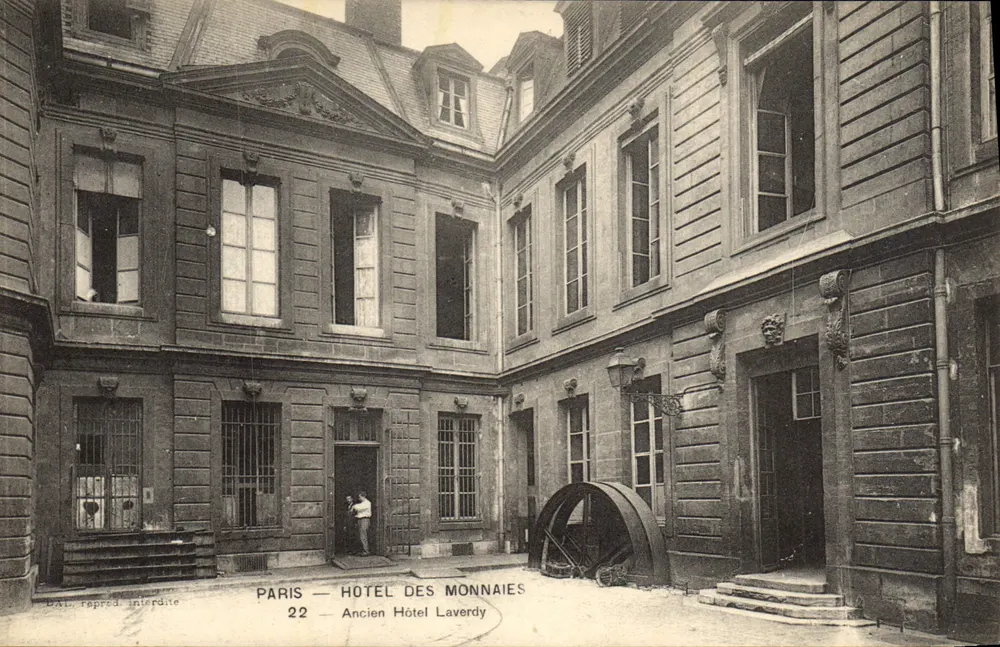 Paris — Hotel des Monnaies — Ehemaliges Hotel Laverdy — n°22 - Vorderseite