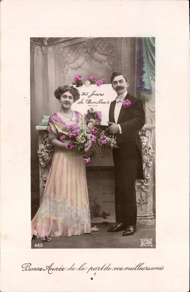 Couples en tenue de soirée — 465 — éditeur Astra - Recto