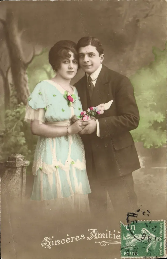Paar in historischem Kleid — Sincères Amitiés — Imp. M. NICOU, Clichy - Vorderseite