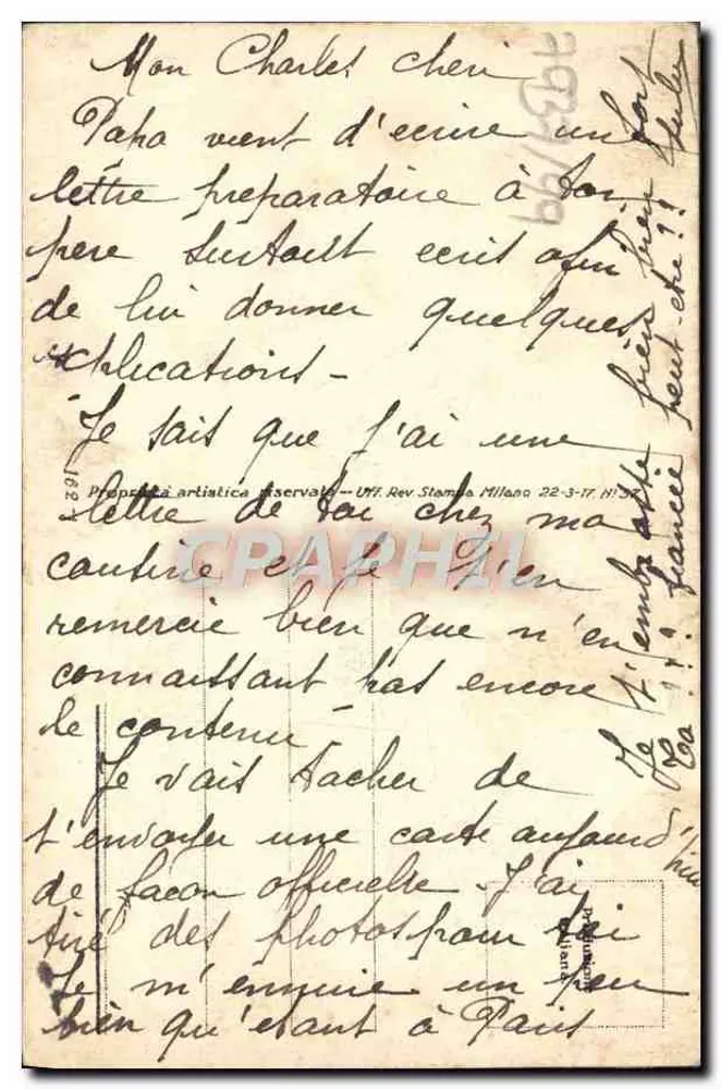 Junges Paar, das eine Blume ansieht — T. Corbe Lila - Rückseite
