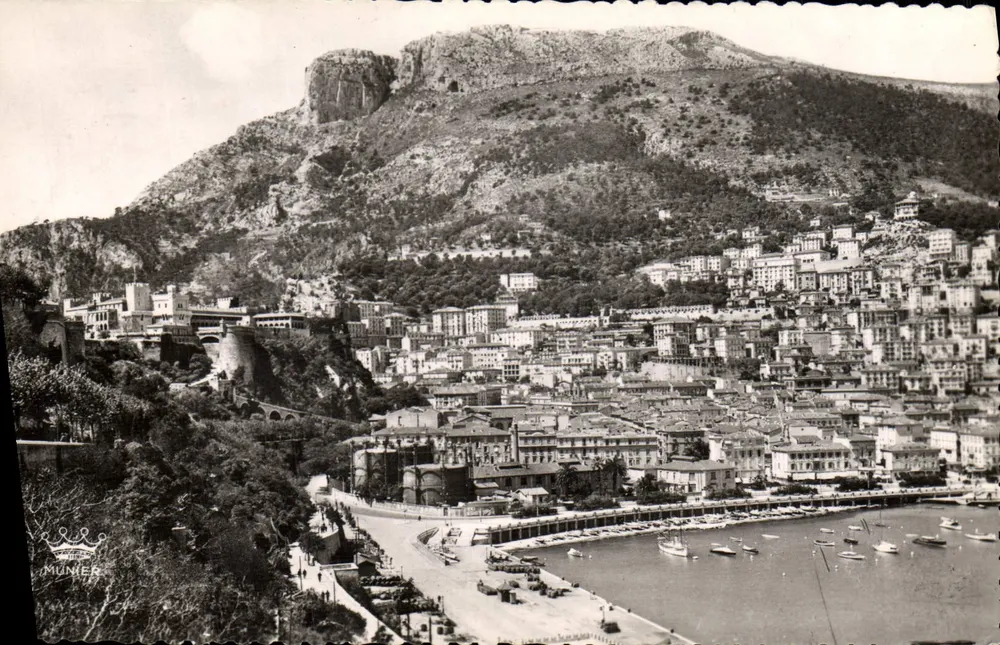 Monaco-Monte-Carlo — Ansicht des Palastes des Prinzen und der Condamine — Éditions d'Art Munier - Vorderseite