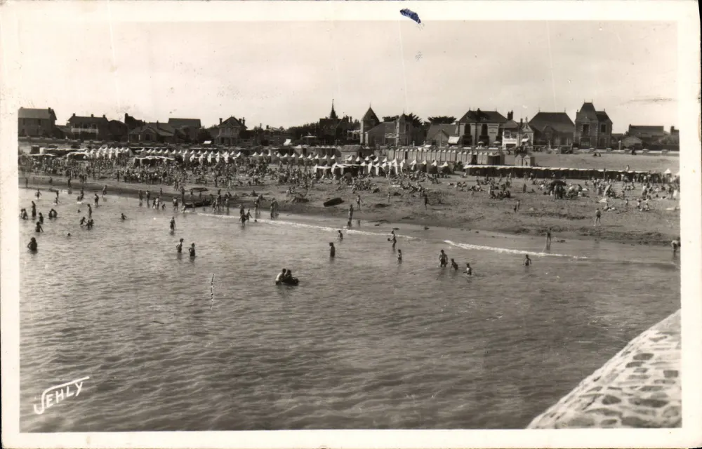 Praia de Croix-de-Vie — vista animada — Edição Jehly, n°832 - Frente