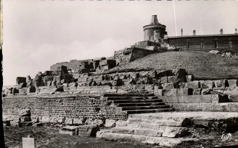 Ruinen des Tempels Merkur und des Observatoriums von Puy-de-Dôme — (Höhe 1407 m.) — Sonderausgabe des Observatoriums (32) - Vorderseite