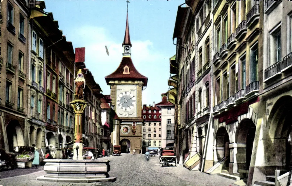Bern - Turm der Uhr — Berner Zeitglockenturm — Verlag Photoglob - Wahlri A. G. Zürich - Vorderseite