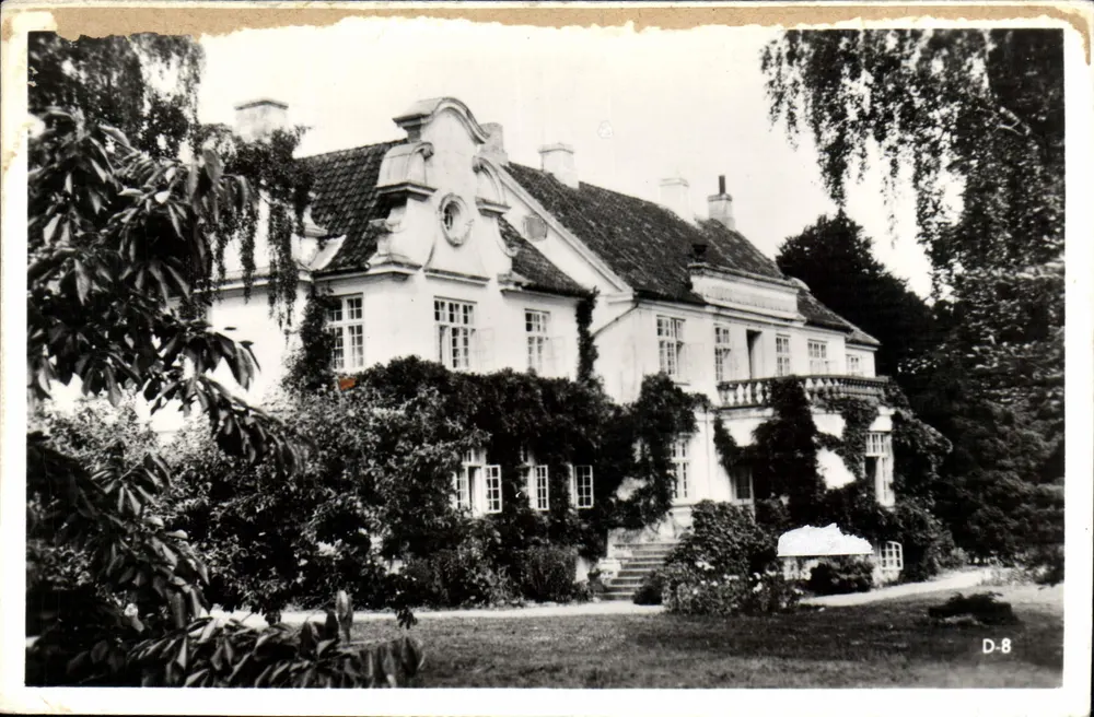 Hôtel-Pension Meulenburg à Helsingør — vue de l'édifice avec lierre et balcon — éditeur Alex. Vincent's Kunstforlag, Copenhague, n° D-8 - Frente