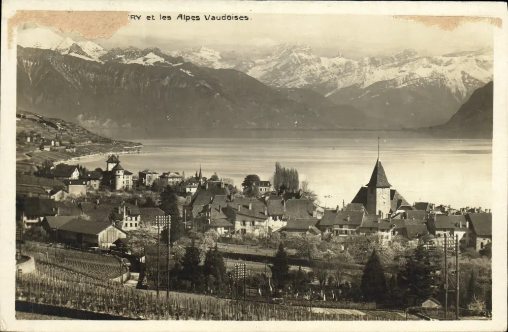 Ry et les Alpes Vaudoises — vue du lac avec édifice religieux — éditeur Éditions A. Perret, n° 248 - Frente