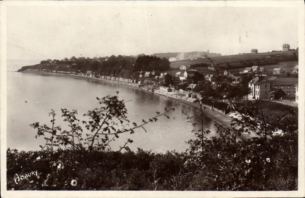 Praia Saint-Laurent — Bretagne — editor Aqbury - Frente