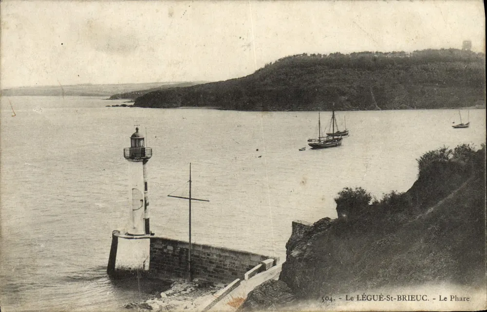 Le Légué-St-Brieuc — O Farol — 504 - Frente