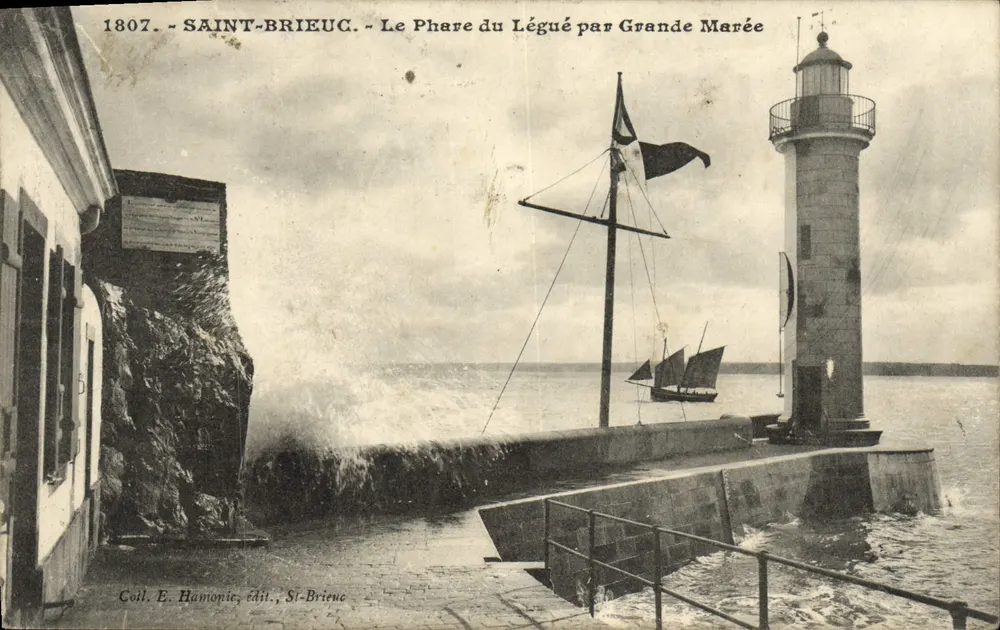 Saint-Brieuc — Der Leuchtturm Légué bei Hochwasser — Coll. E. Hamopic, edit. St-Brieuc - Vorderseite