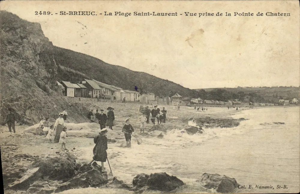 St-BRIEUC - La Plage Saint-Laurent - Ansicht vom Pointe de Chatern - Col. E. Hamonic, St-B. - Vorderseite