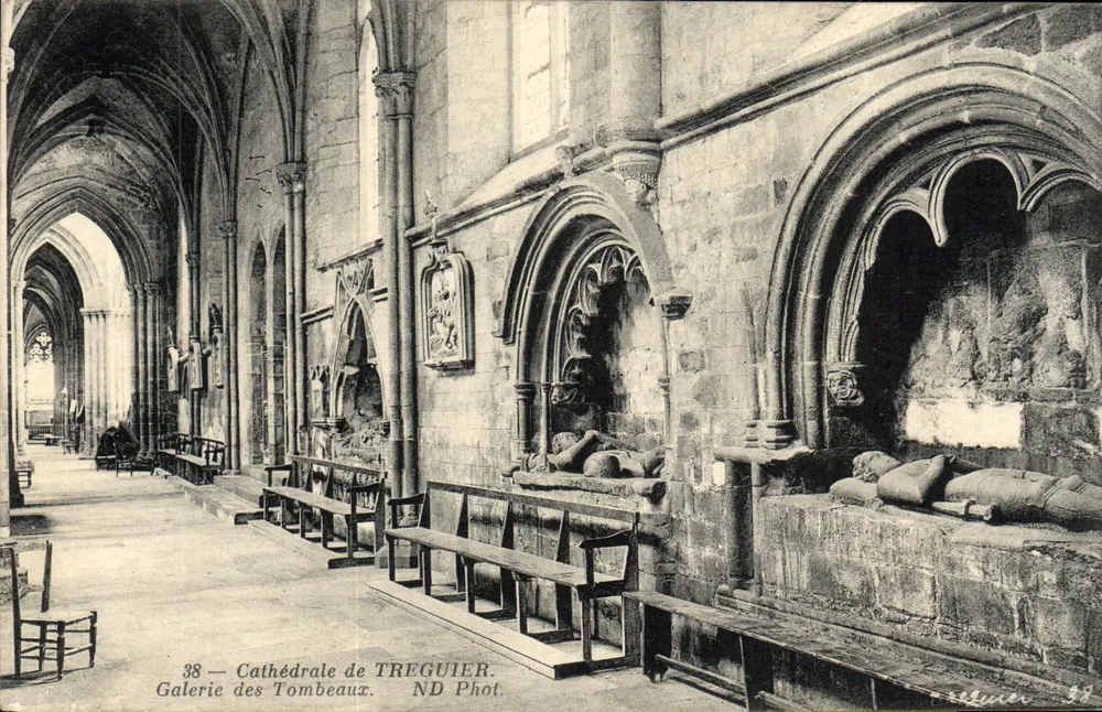 Kathedrale von TREGUIER — Galerie der Grabstätten — ND Fotografie n°38 - Vorderseite