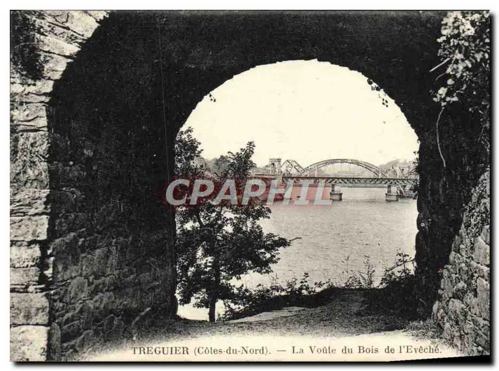 TREGUIER (Côtes-du-Nord) — A Abóbada do Bosque do Bispo — Neurden Frères, Paris-Corbueil - Frente