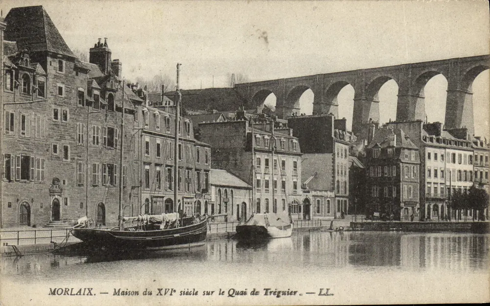Morlaix — Haus des 16. Jahrhunderts am Quai de Tréguier — LL. - Vorderseite