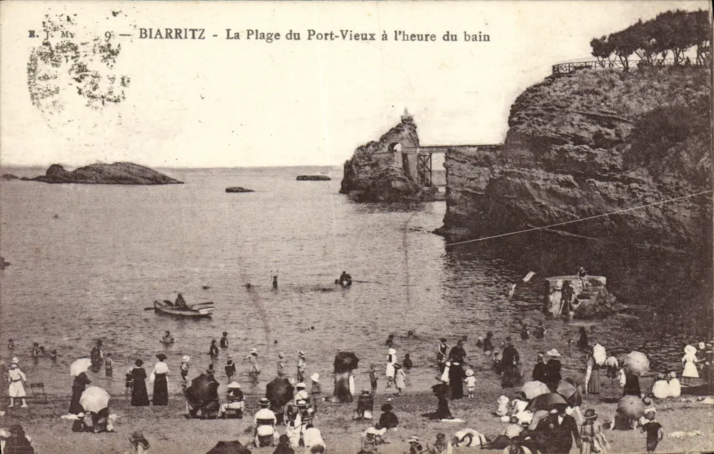 Biarritz - Die Plage du Port-Vieux zur Badezeit — B. J. My, n°9 - Vorderseite