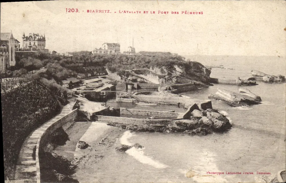 Biarritz - L'Atalaye und der Hafen der Fischer — Phototypie Labouche reres, Toulouse - Vorderseite