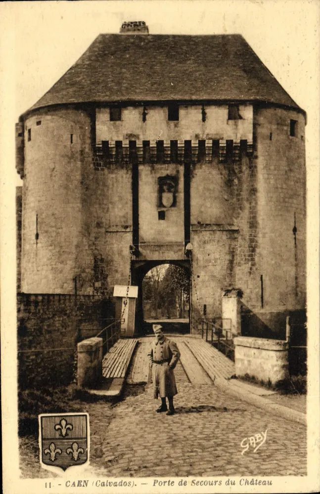 Caen (Calvados) — Tor des Schlosses — Gaby - Vorderseite