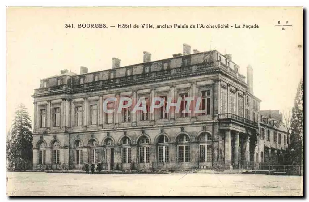 Bourges — Rathaus, ehemaliges Palais des Erzbischofs — Die Fassade - Vorderseite