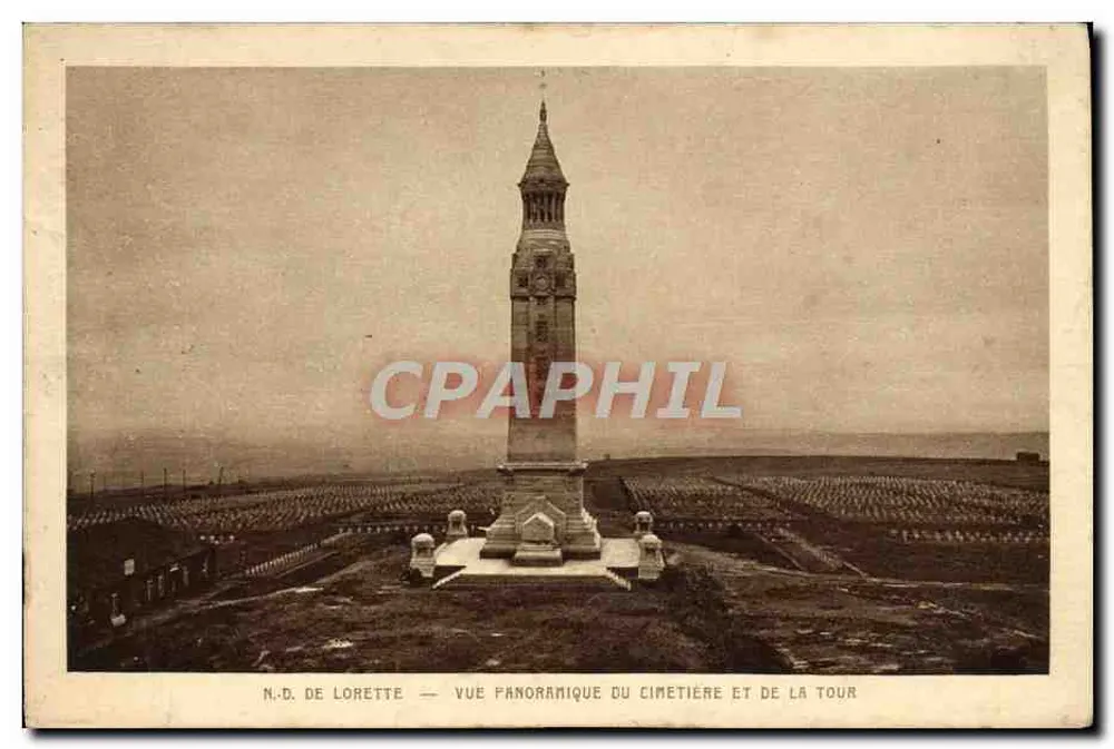 Notre-Dame de Lorette — Panoramablick auf den Friedhof und die Turm - Vorderseite
