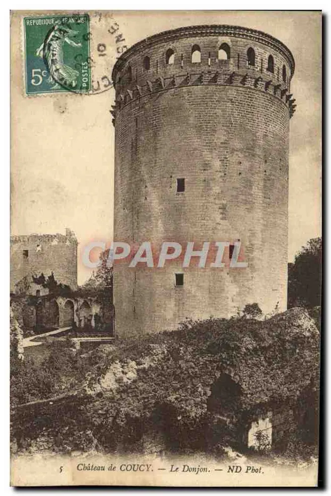 Castelo de COUCY — O Donjon — ND Pbot. - Frente