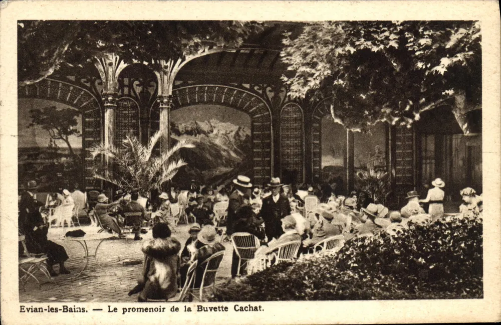 Evian-les-Bains — Der Promenoir der Buvette Cachat — Édité par la Société des Eaux Minérales d'Évian - Vorderseite