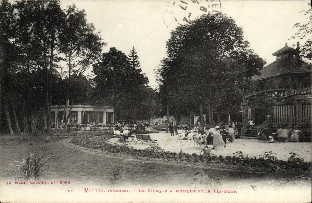 VITTEL (Vosges) — Der Musikkiosk und das Teezimmer — Ad. Weick, Saint-Dié, n° 8983 - Vorderseite