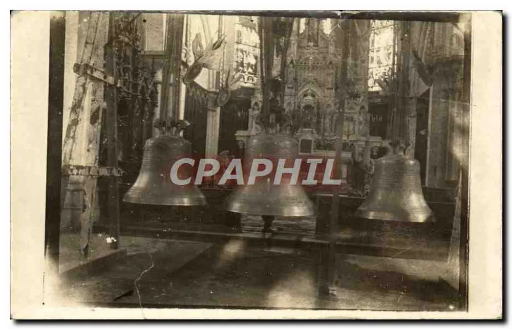 Clocher de la cathédrale — vue intérieure des cloches — éditeur non identifié - Frente