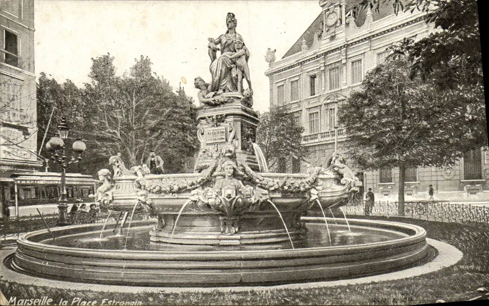 Marseille, a Praça Estrongin — Fonte da Praça Estrongin — editor não identificado - Frente