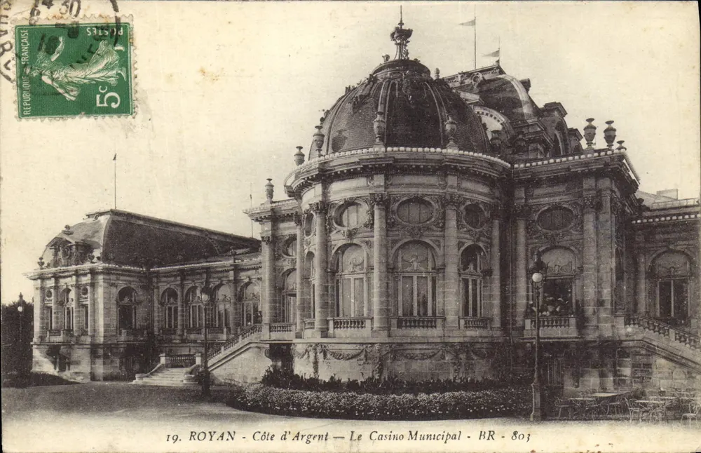 Royan - Côte d'Argent — Das Municipale Casino — BR - 803 - Vorderseite