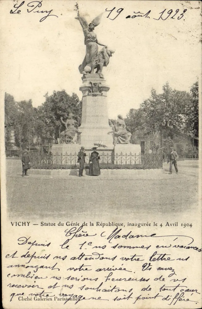 Vichy — Statue des Genies der Republik — Cheché Galeries Parisiennes - Vorderseite