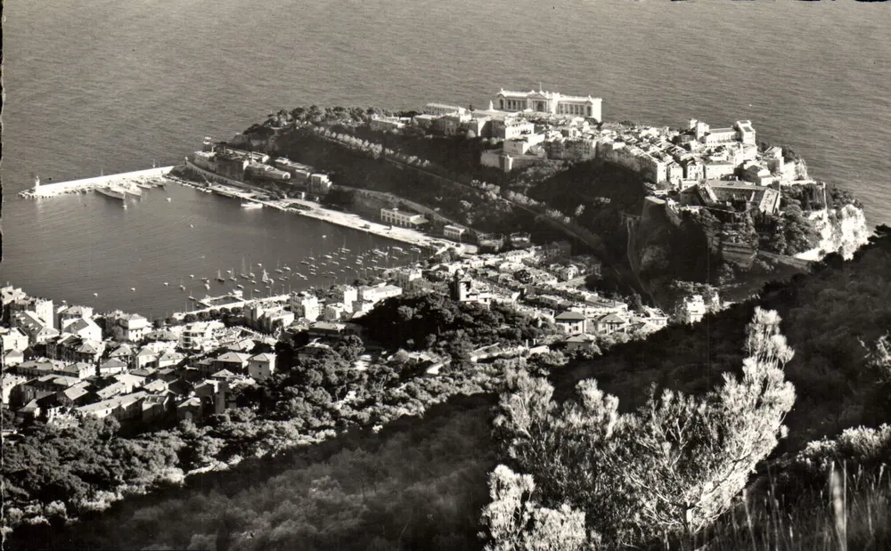 Vista do porto e do rochedo de Mônaco — Edições S.E.P.T. — n°1-05A - Frente