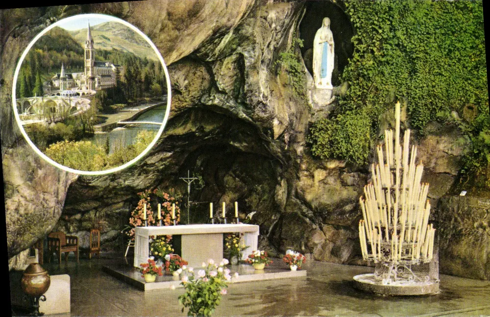 Lourdes — A Grotta Milagrosa — Edição A. DOUCET, n°45 - Frente