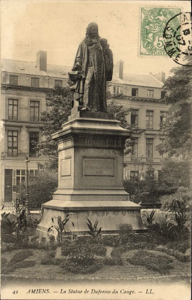 Amiens — A Estátua de Dufresne du Cange — LL. n°42 - Frente