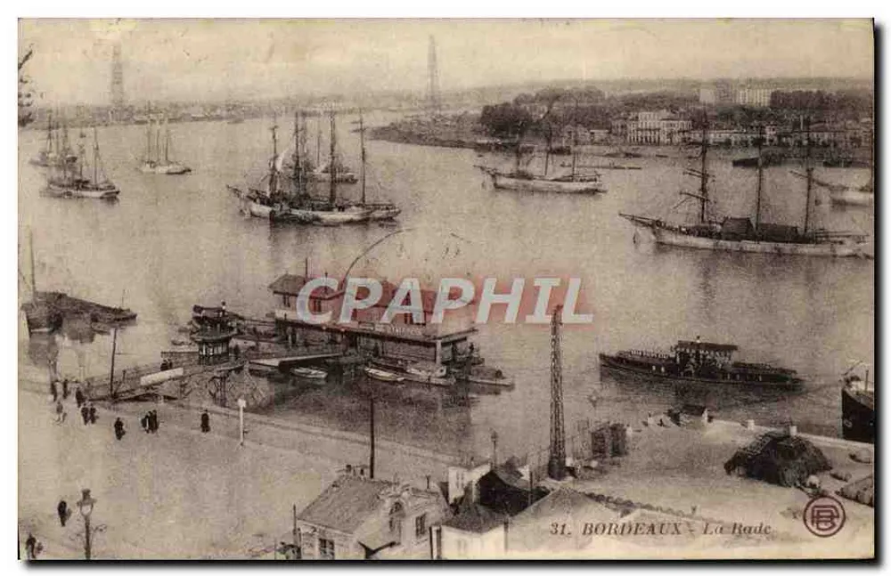 Bordeaux - A Baía — vista do porto com vários veleiros — n° 31 - Frente