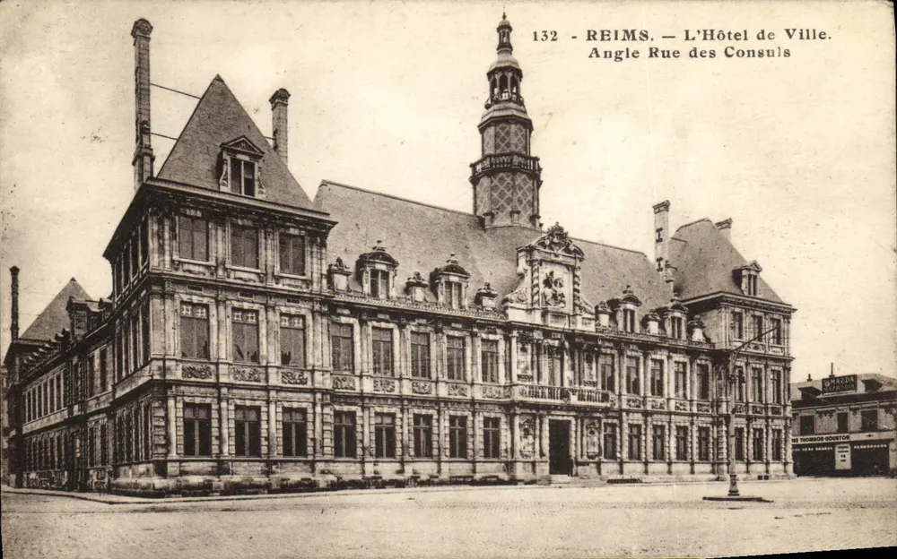 Reims — Rathaus. Ecke Rue des Consuls — A. Quentinat, Verlag, Nr. 132 - Vorderseite