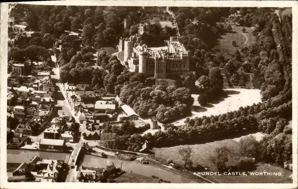 Castelo de Arundel — Worthing — Excel Postcard n°53 - Frente