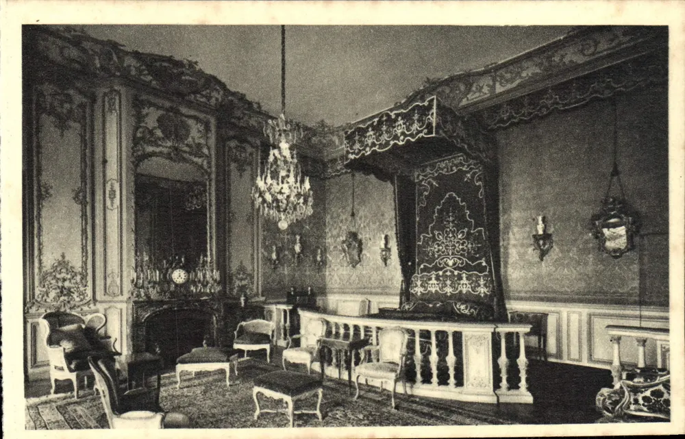 Castelo de Champs (S.-et-M.) — A Sala de Parada — Serr. Commercial Monumental Historiques, Paris - Frente