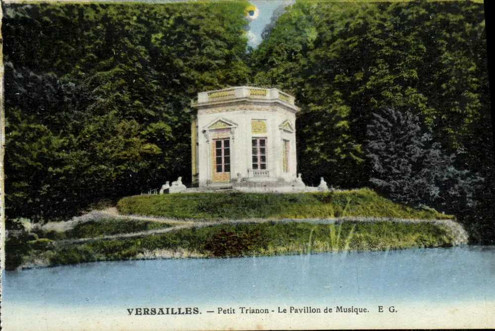 Versailles — Petit Trianon — Musikpavillon — E.G. - Vorderseite