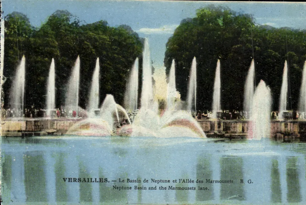 Versailles — Der Bassin des Neptun und die Avenue des Marmousets — B. G. - Vorderseite