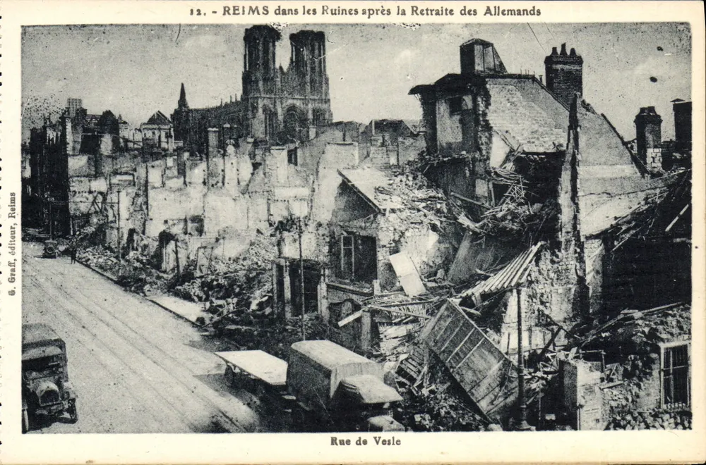 Reims in den Ruinen nach dem Rückzug der Deutschen — Rue de Vesle — G. Graff, Verleger, Reims - Vorderseite