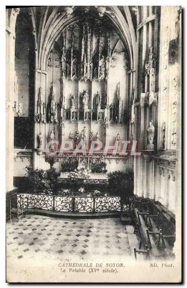 Catedral de Noyon — O Pétalo (século XV) — ND. Fot. - Frente