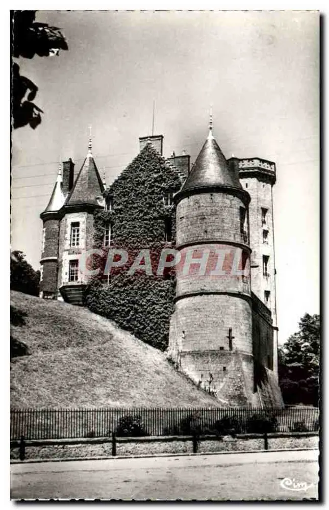 Castelo de Montmirail — Sarthe — Fotografia Verdadeira - Frente